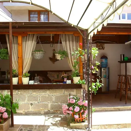 بيت ضيافة Plavas